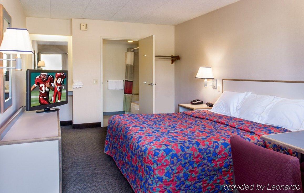 Red Roof Inn Atlanta-Норкросс Номер фото